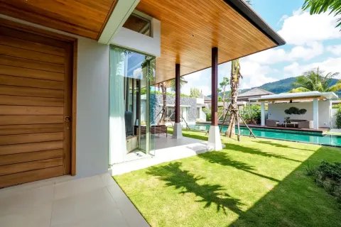 Villa in Phuket, Thailand 4 bedrooms № 107327 - photo 20