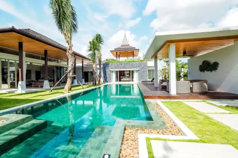 Villa à Phuket, Thaïlande 4 chambres № 107329