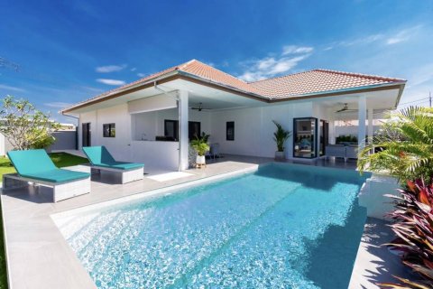 Вилла в Хуа Хине, Таиланд с 3 спальнями  № 86526 - фото 1