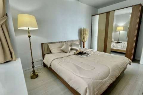 Condo in Huai Khwang, Bangkok, Thailand, 2 bedrooms  № 101896 - photo 8