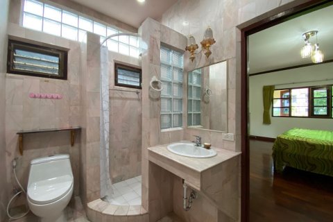 Maison à Chiang Mai, Thaïlande 6 chambres № 75866 - photo 29