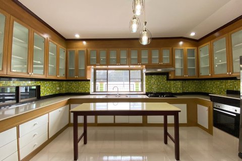 Maison à Chiang Mai, Thaïlande 6 chambres № 75866 - photo 14