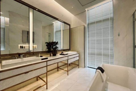 Кондоминиум с 3 спальнями в Патхум Ване, Бангкок, Таиланд № 123605 - фото 9