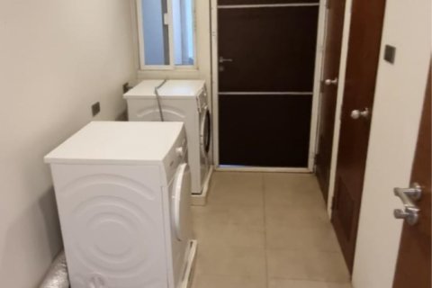 Condo in Khlong Toei, Bangkok, Thailand, 4 bedrooms  № 123601 - photo 4