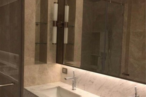 Condo in Pathum Wan, Bangkok, Thailand, 2 bedrooms  № 123607 - photo 3