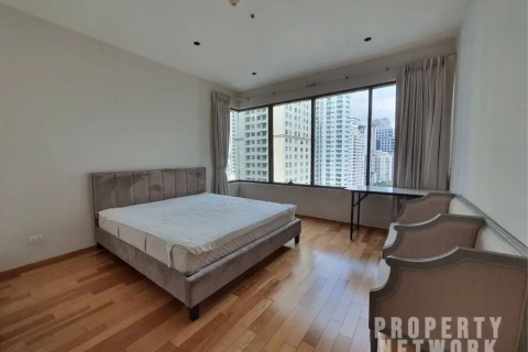 Condo in Khlong Toei, Bangkok, Thailand, 3 bedrooms  № 123604 - photo 18