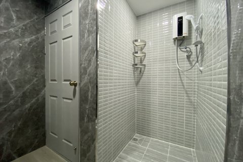 Квартира в Паттайе, Таиланд с 2 комнатами  № 130378 - фото 17