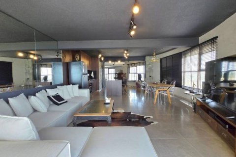 Condo in Pattaya, Thailand, 1 bedroom  № 119587 - photo 2