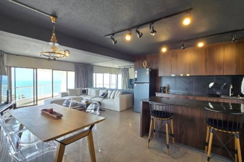 Condo in Pattaya, Thailand, 1 bedroom  № 119587 - photo 4