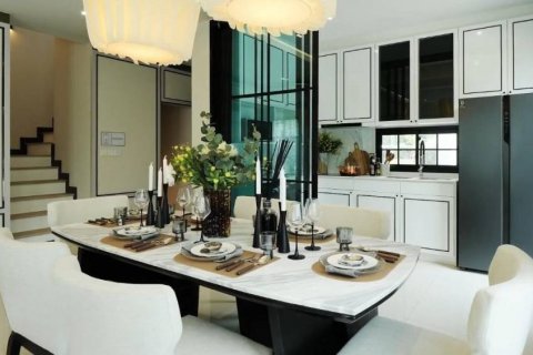 House in Nonthaburi, Thailand 4 bedrooms № 104912 - photo 3