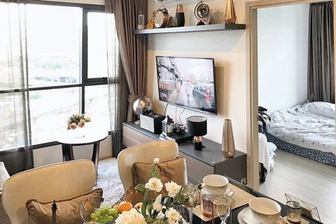 Condo à Phra Khanong, Bangkok, Thaïlande, 2 chambres  № 86472 - photo 2