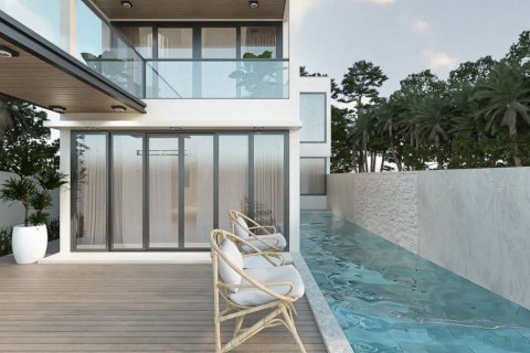Villa in Chalong, Thailand 3 bedrooms № 124451 - photo 1
