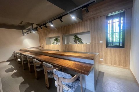 Propriété commerciale à Bangkok, Thaïlande 250 m2 № 105166 - photo 8