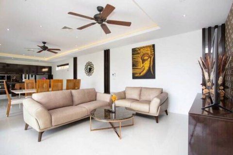 Вилла в Чалонге, Таиланд с 4 спальнями  № 101014 - фото 5