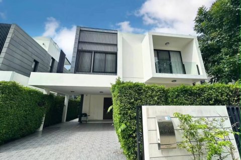 Villa à Bang Tao, Thaïlande 5 chambres № 101020 - photo 1