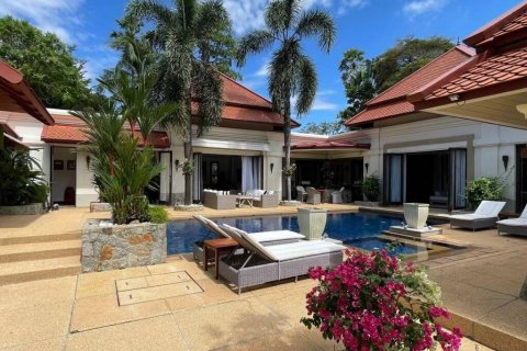 Villa à Bang Tao, Thaïlande 4 chambres № 101017 - photo 1