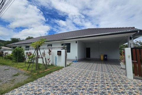 House in Hua Hin, Thailand 5 bedrooms № 144407 - photo 2