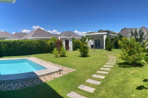 Villa in Hua Hin, Thailand 2 bedrooms № 85825 - photo 6