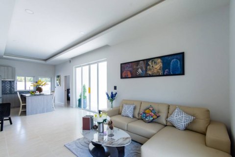 Вилла в Хуа Хине, Таиланд с 4 спальнями  № 100102 - фото 8