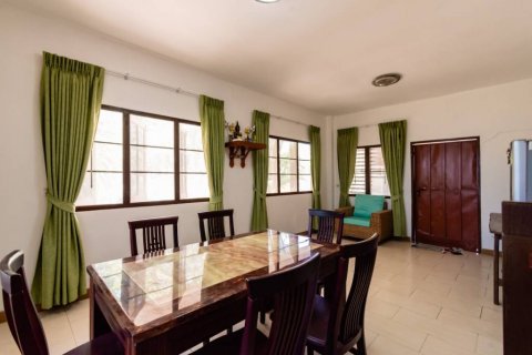 Villa in Hua Hin, Thailand 4 bedrooms № 100103 - photo 5
