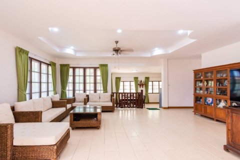 Villa in Hua Hin, Thailand 4 bedrooms № 100103 - photo 4