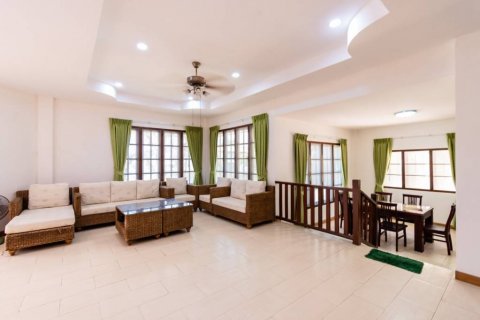 Villa in Hua Hin, Thailand 4 bedrooms № 100103 - photo 3