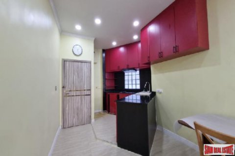 Квартира в Бангкоке, Таиланд с 2 спальнями  № 125650 - фото 9