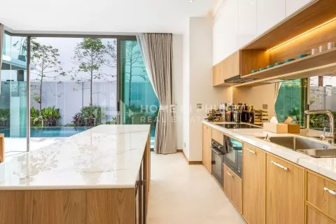 House in Phuket, Thailand 4 bedrooms № 131695 - photo 7