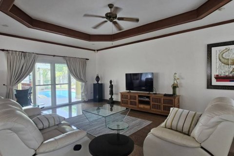 Villa à Hua Hin, Thaïlande 4 chambres № 104900 - photo 6