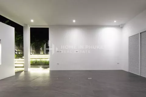 House in Rawai, Thailand 3 bedrooms № 131845 - photo 27