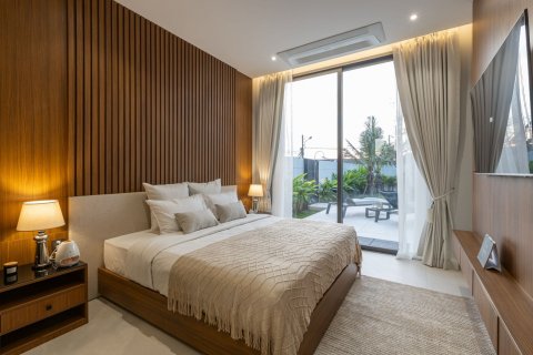 Villa in Phuket, Thailand 3 bedrooms № 74476 - photo 6