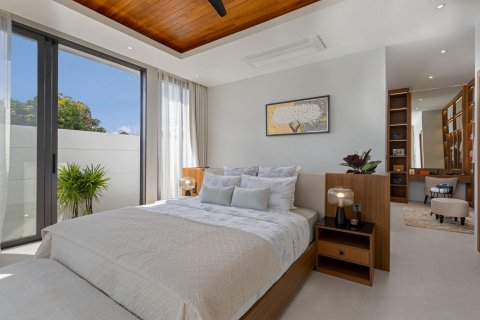 Villa in Phuket, Thailand 3 bedrooms № 74476 - photo 13