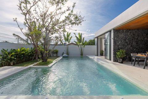 Villa in Phuket, Thailand 3 bedrooms № 74476 - photo 14