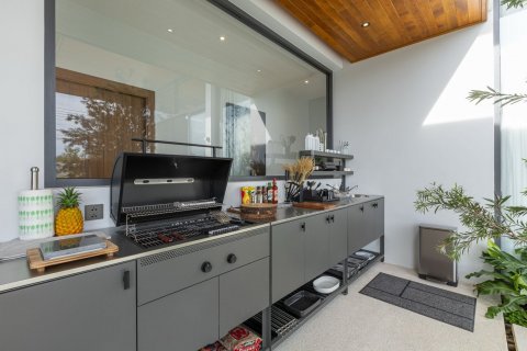 Villa in Phuket, Thailand 3 bedrooms № 74476 - photo 20