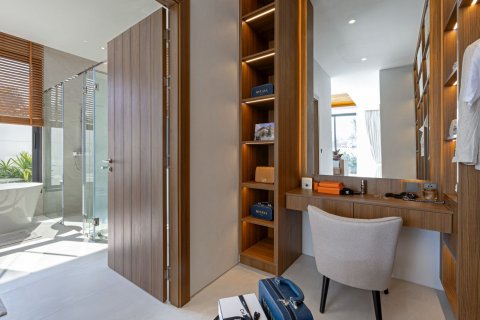 Villa in Phuket, Thailand 3 bedrooms № 74476 - photo 10