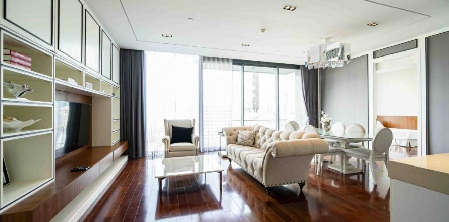 Condo in Bangkok, Thailand, 2 bedrooms  № 144594