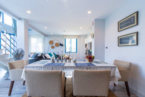 Дуплекс в Хуа Хине, Таиланд с 3 спальнями № 85592 - фото 6