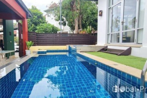 Дом в Паттайе, Таиланд с 4 спальнями  № 132327 - фото 14
