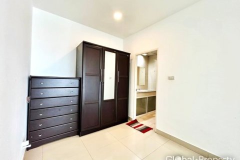 Condo in Pattaya, Thailand, 1 bedroom  № 132333 - photo 11