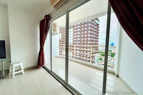 Condo in Pattaya, Thailand, 1 bedroom  № 132333 - photo 13