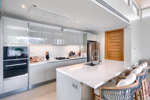 Villa à Phuket, Thaïlande 4 chambres № 141298 - photo 2