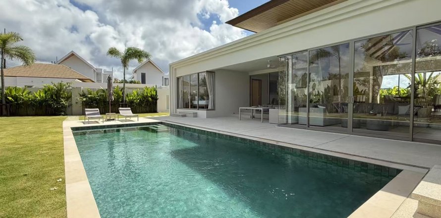 Вилла в Пхукете, Таиланд с 4 спальнями № 141380