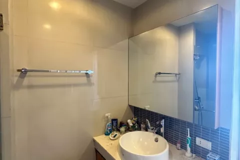 Condo in Watthana, Bangkok, Thailand, 2 bedrooms  № 141377 - photo 7