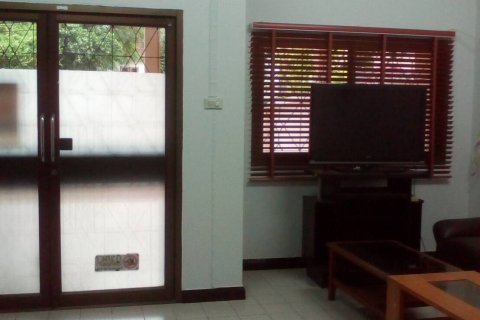 Townhouse à Bangkok, Thaïlande 4 chambres № 143505 - photo 2