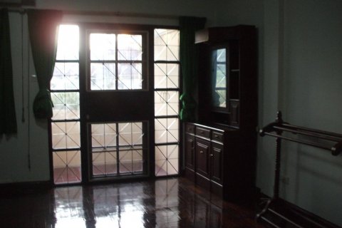 Townhouse à Bangkok, Thaïlande 4 chambres № 143505 - photo 11