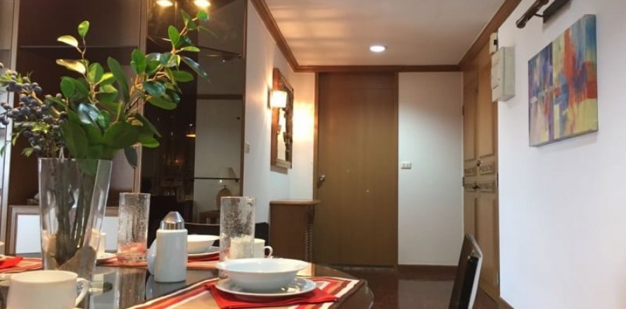 Condo in Bangkok, Thailand, 3 bedrooms  № 143790