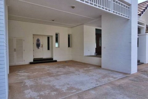 Дом в Паттайе, Таиланд с 4 спальнями  № 86413 - фото 4