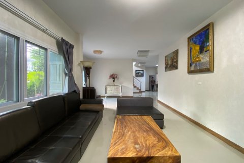 House in Chiang Mai, Thailand 4 bedrooms № 82024 - photo 5