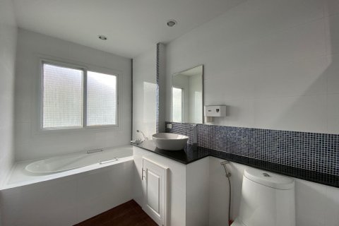 Дом в Чиангмае, Таиланд с 4 спальнями  № 82024 - фото 29