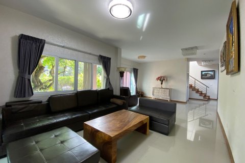 House in Chiang Mai, Thailand 4 bedrooms № 82024 - photo 4